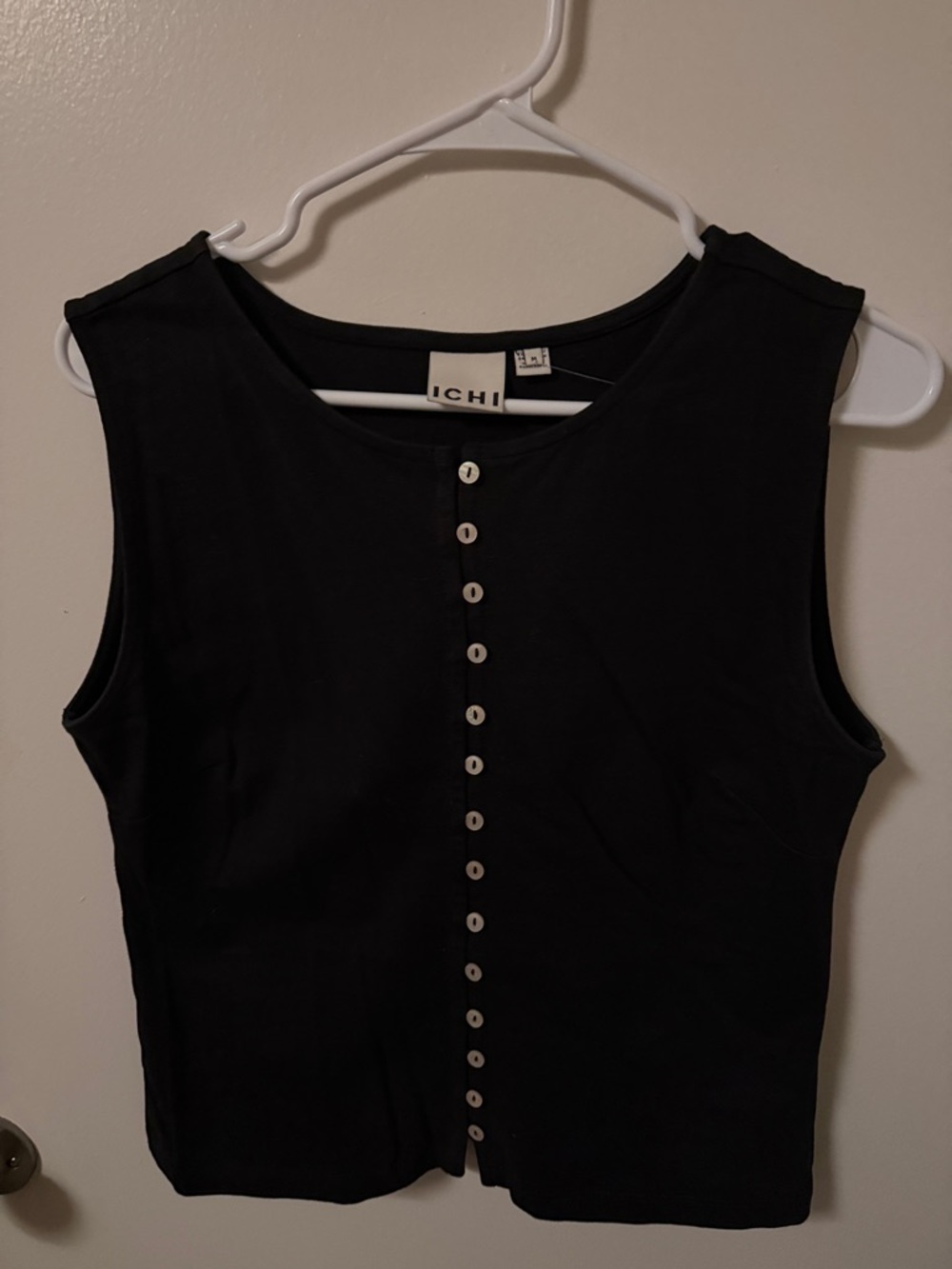 ICHI Black Sleeveless Button-Front Tank